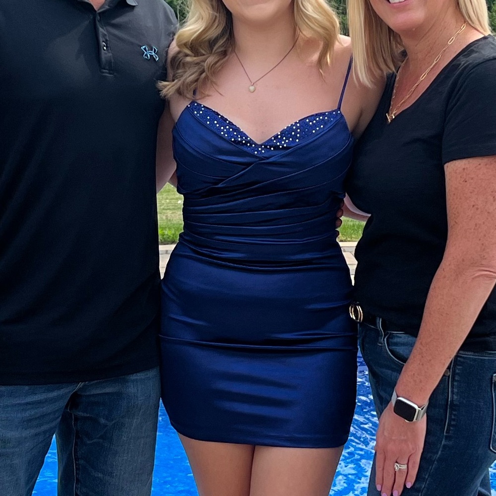 Windsor Midnight Blue Mini Homecoming Dress